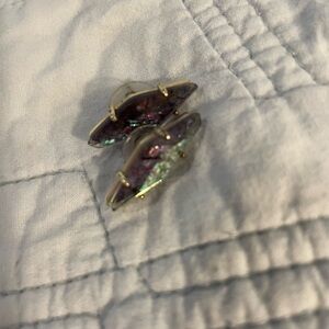 Sparkly purple Stud Earrings - Gold Setting